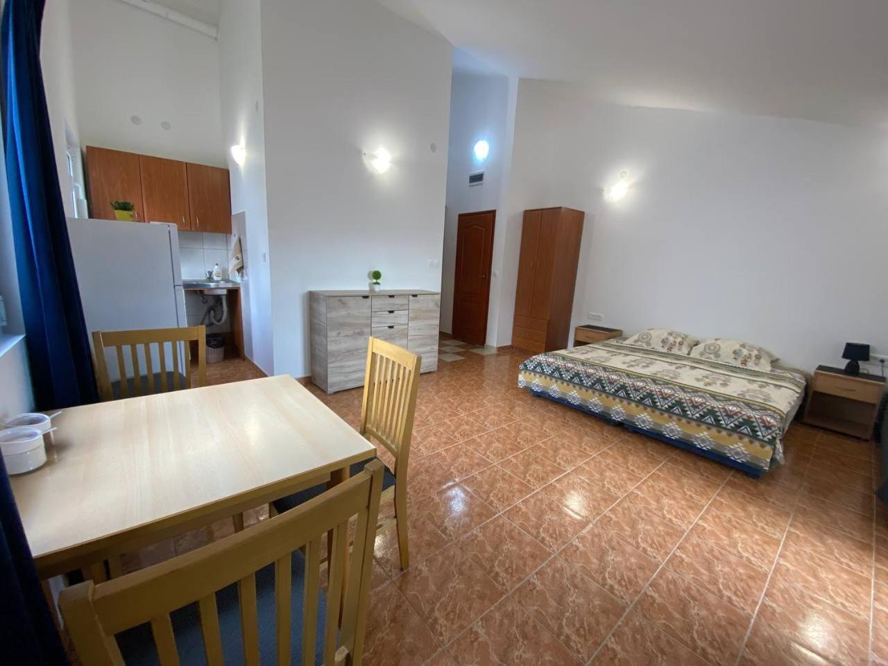 Alina'S Apartment Bečići Exteriér fotografie