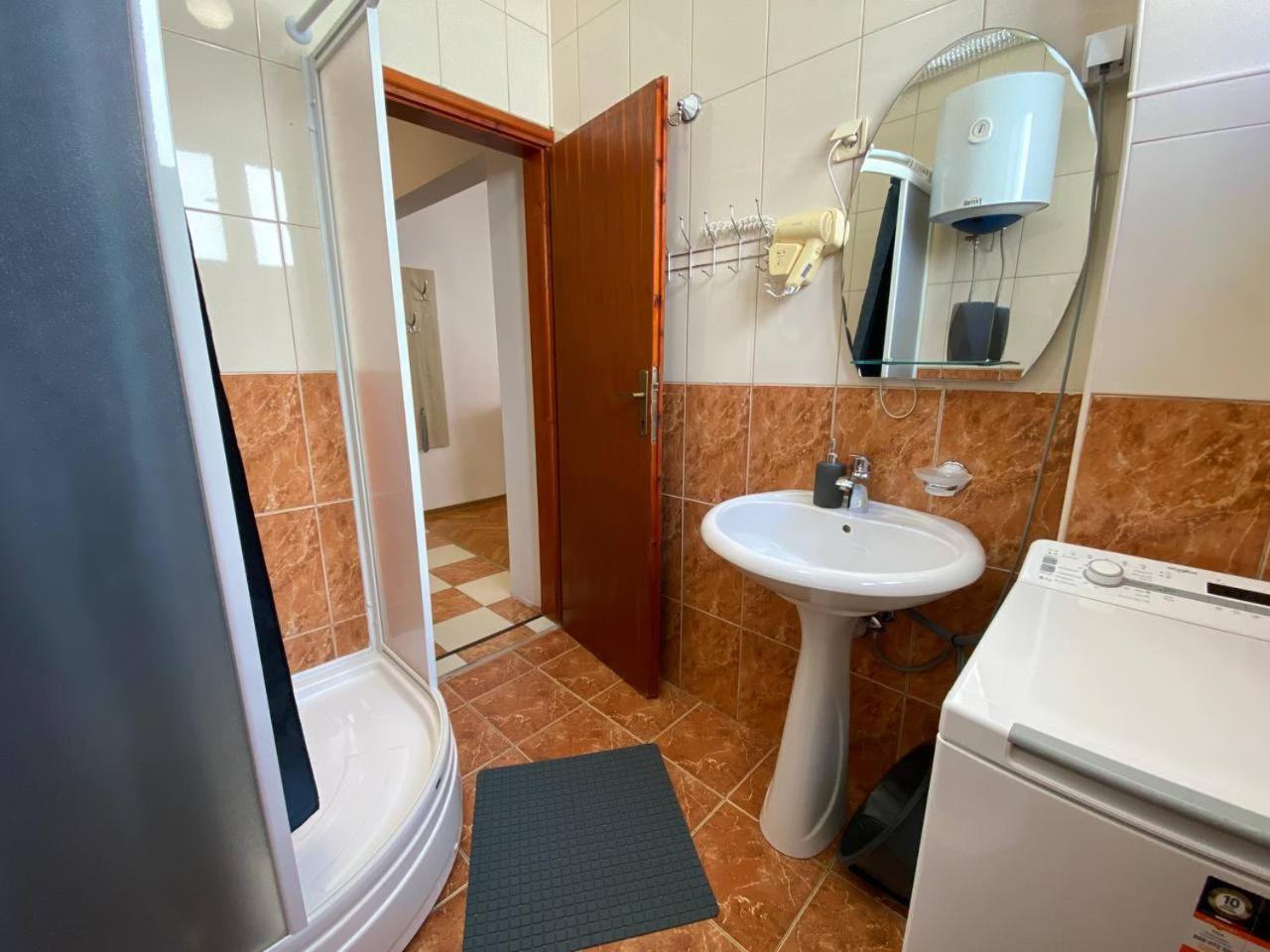 Alina'S Apartment Bečići Exteriér fotografie