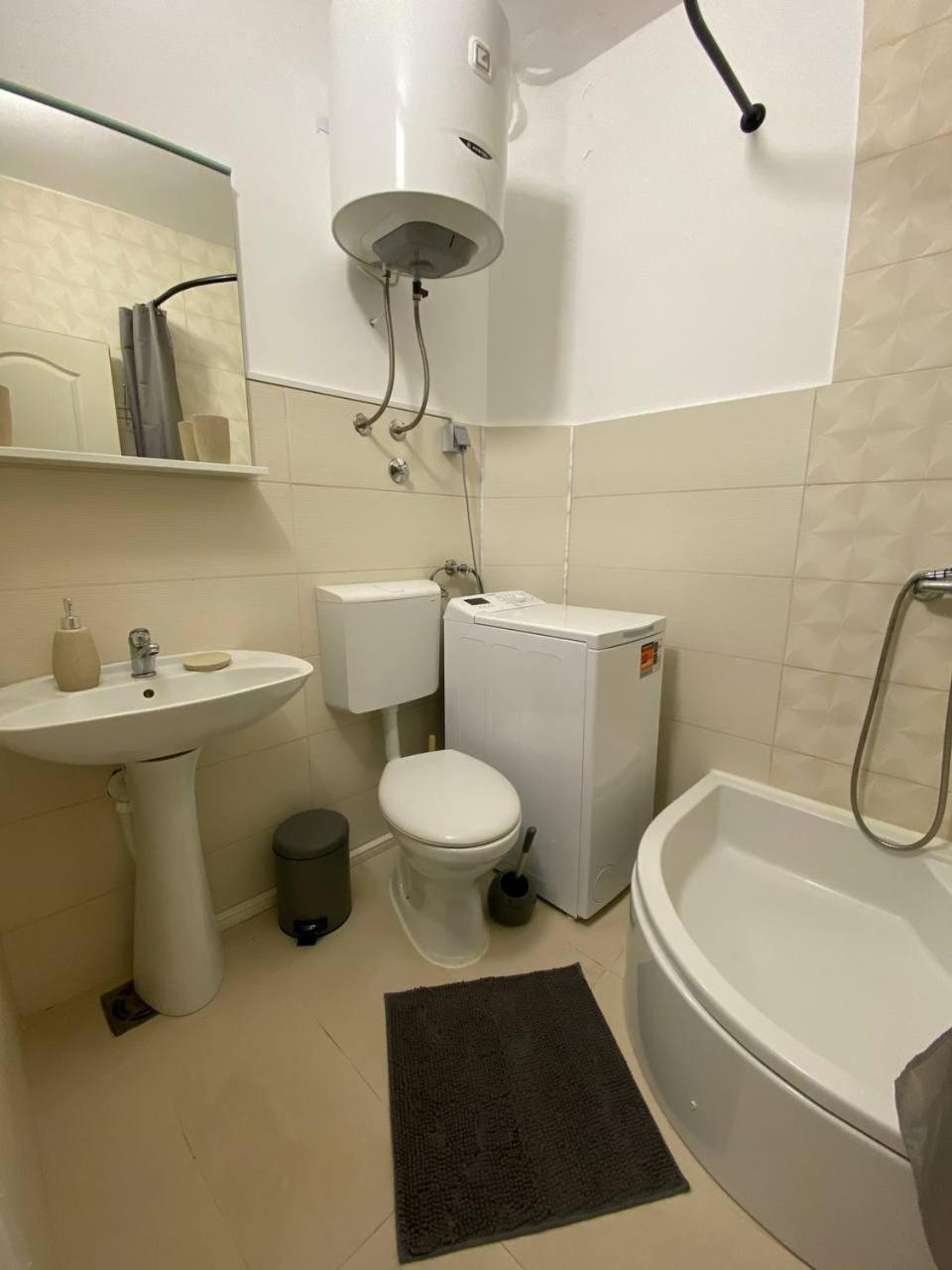 Alina'S Apartment Bečići Exteriér fotografie